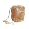 Piedra de sal del Himalaya con cuerda Marjoman Distribution comprar equipación equitación España